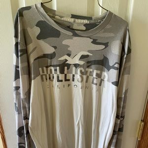 Hollister Long sleeve tee shirt